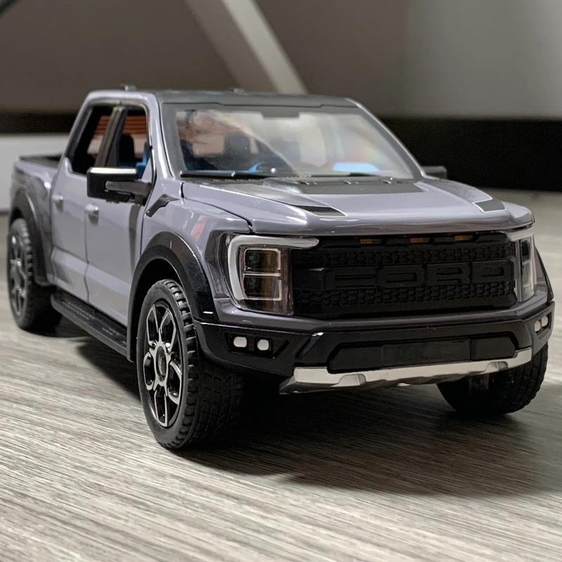 1:20 Ford Raptor F150 Pickup Truck Toy Car Model Alloy Die-cast Car Doors Openable Pull-back Car with Sound and Lights Scale Model Car Toy Suitable for Boys