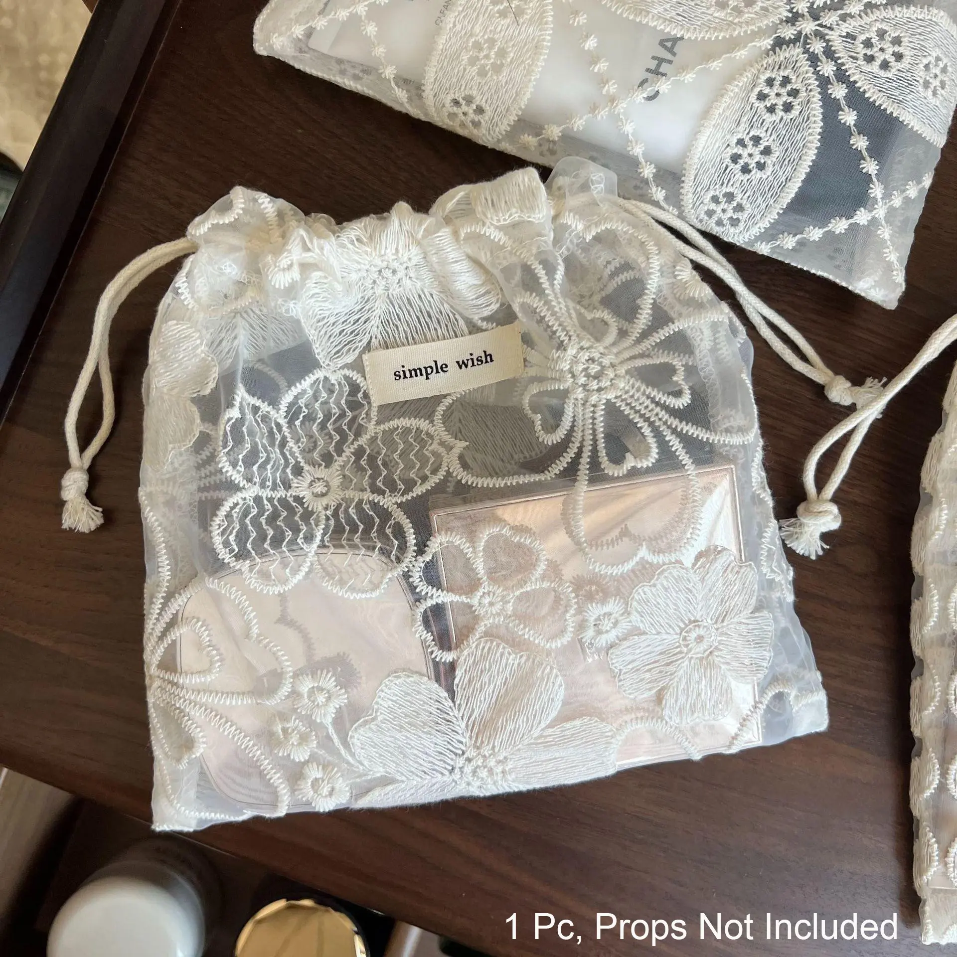 1Pc Vintage Lace Drawstring Storage Bags, Reusable Coquette Simple Wish Lace Gift Bags, Multipurpose Floral Mesh Drawstring Organisers for Cosmetics, Wedding Favours & Trinkets, Travel & Daily Storage Essential, Storage For Organizing