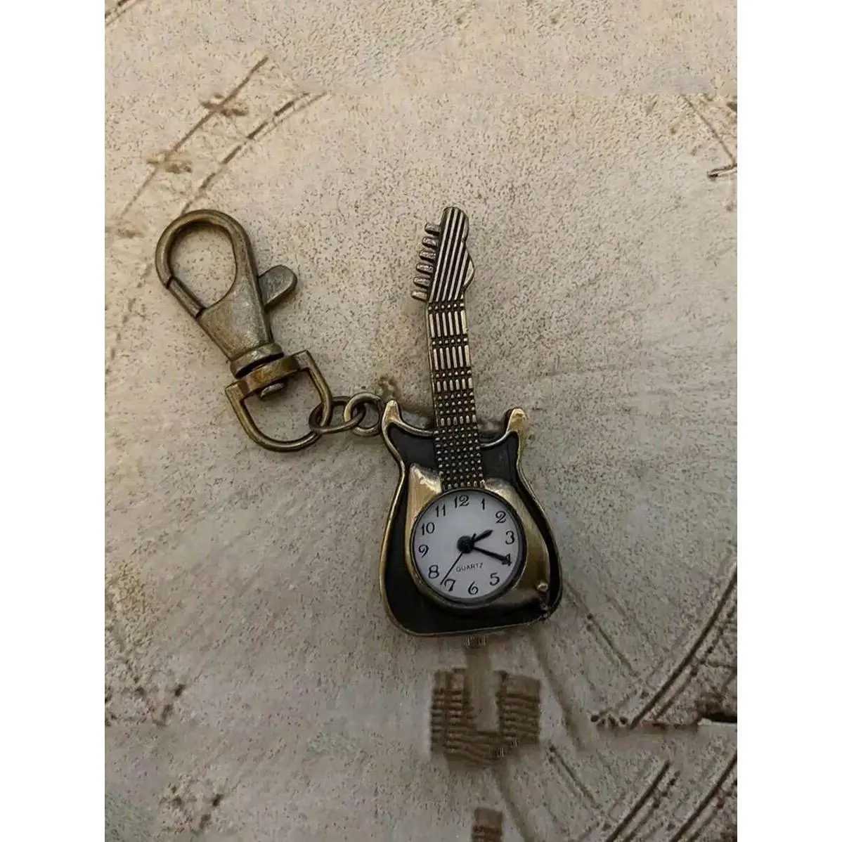 1PC Classic Vintage Bronze Alloy Analog Pocket Watch with Tassels, Cartoon Print - Unisex Wear Adult Party Gift, Home Supplies, Festive & Party Supplies
