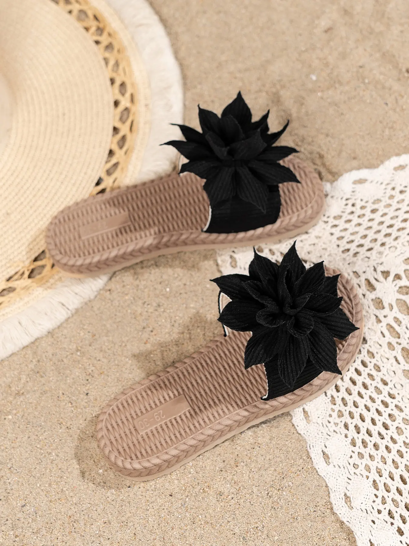 Girls' Lightweight Floral Pattern Slippers, Casual Textile Eva Sole Sandals, Ideal for Indoor & Beach Use, Comfortable & Stylish Design