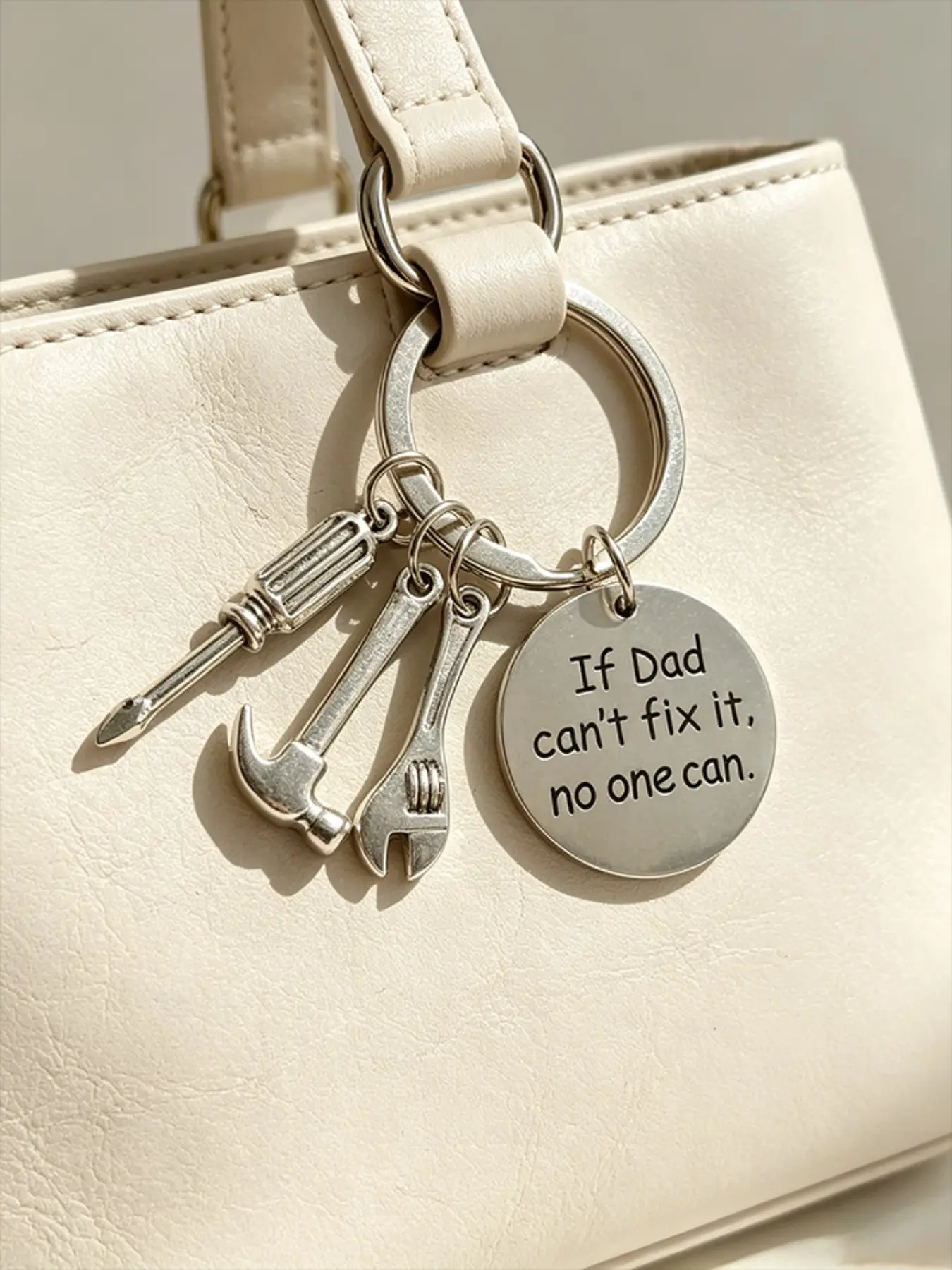 1pc If Grandpa Can't Fix It, No One Can Keychain, Casual Cartoon Characters Keyring, Gift for Dad, All Seasons, Polished Finish
