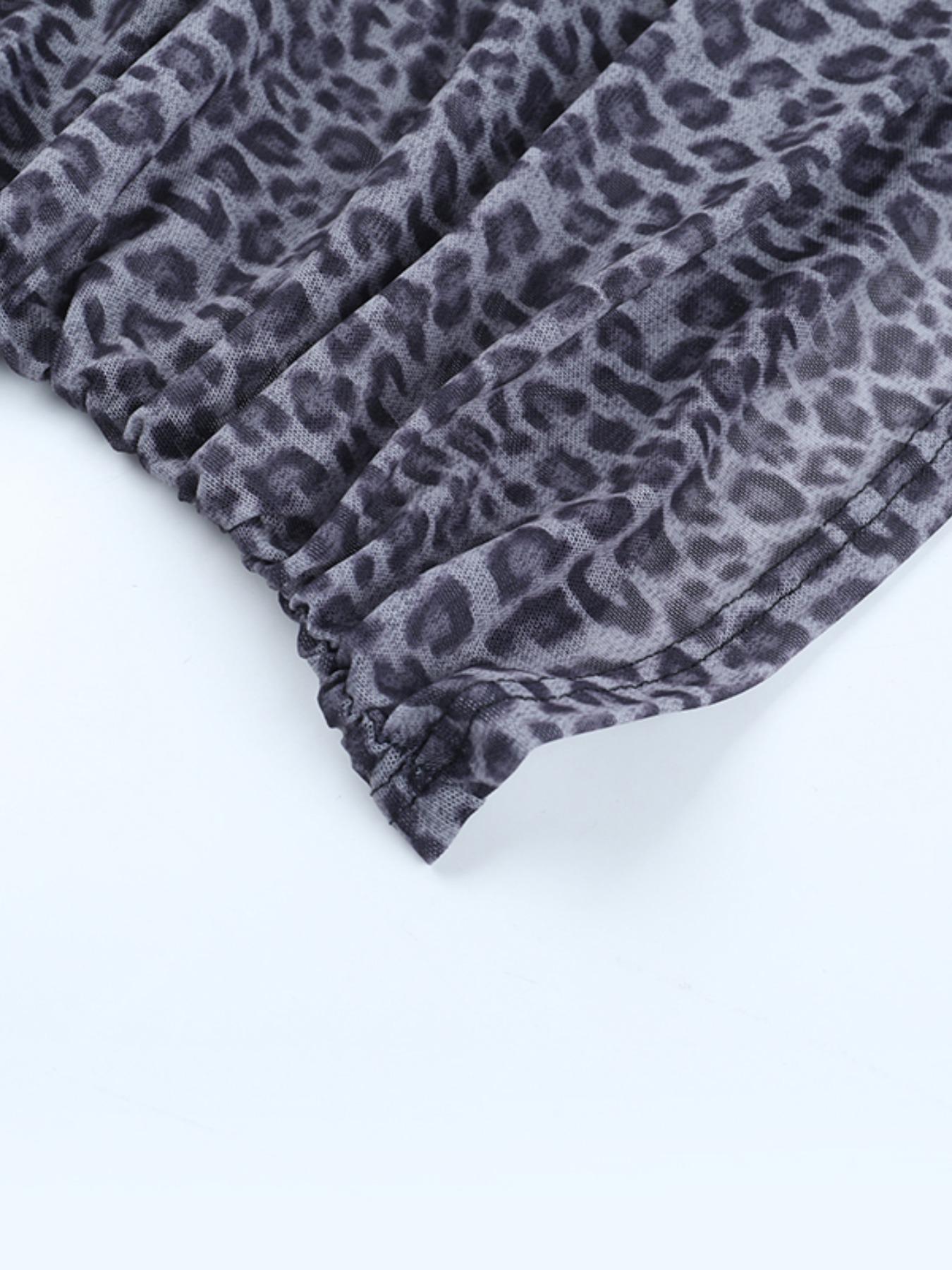 Leopard Print Long Sleeve Knit Top, Stylish Women's Casual Wear, Perfect for Daily, Trendy Animal Pattern Design