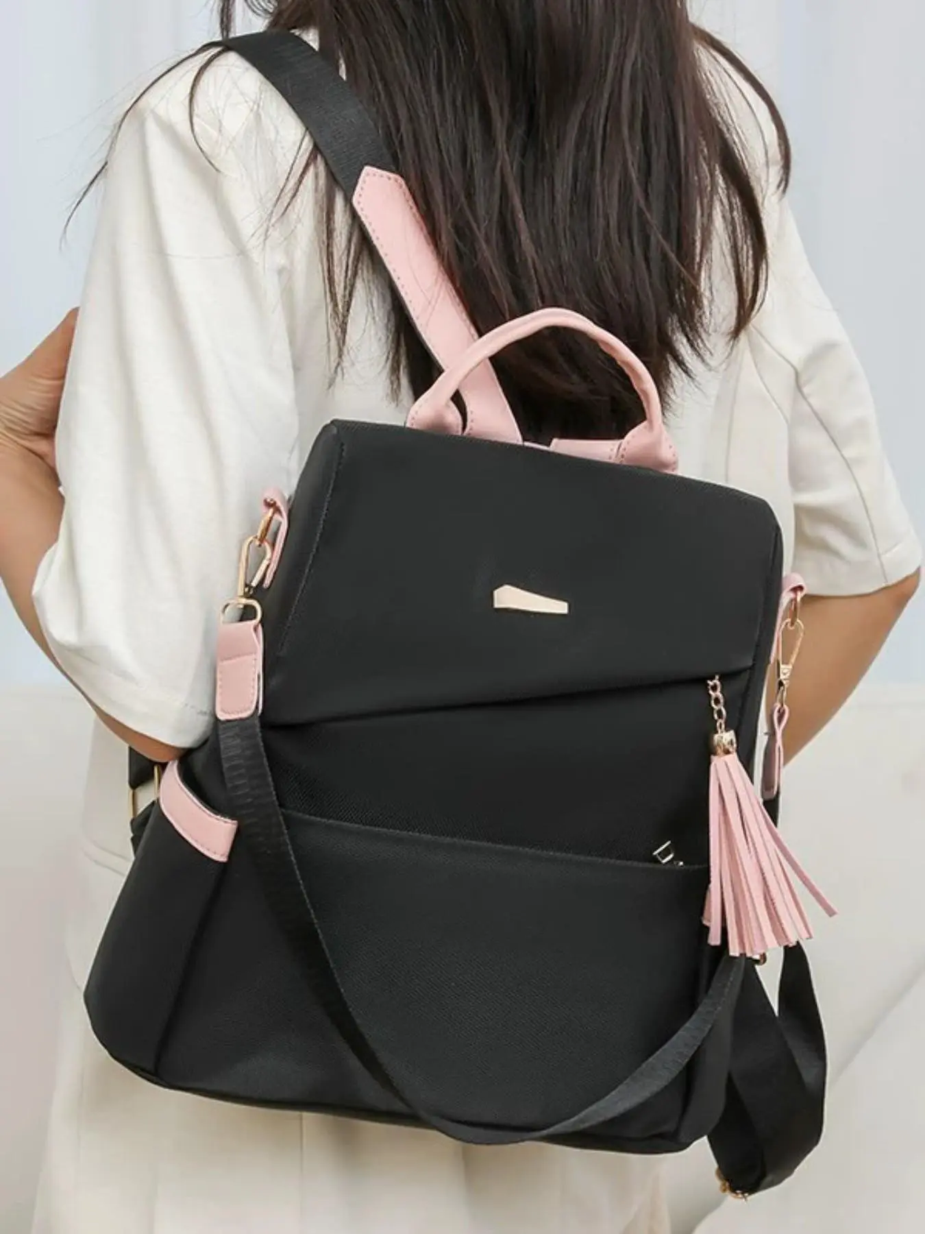 Simple Fashion Backpack with Pom-Pom Decor, Casual Large Capacity Bag, Multifunctional for Daily Commute, School, Hiking, Travel, Gift Idea