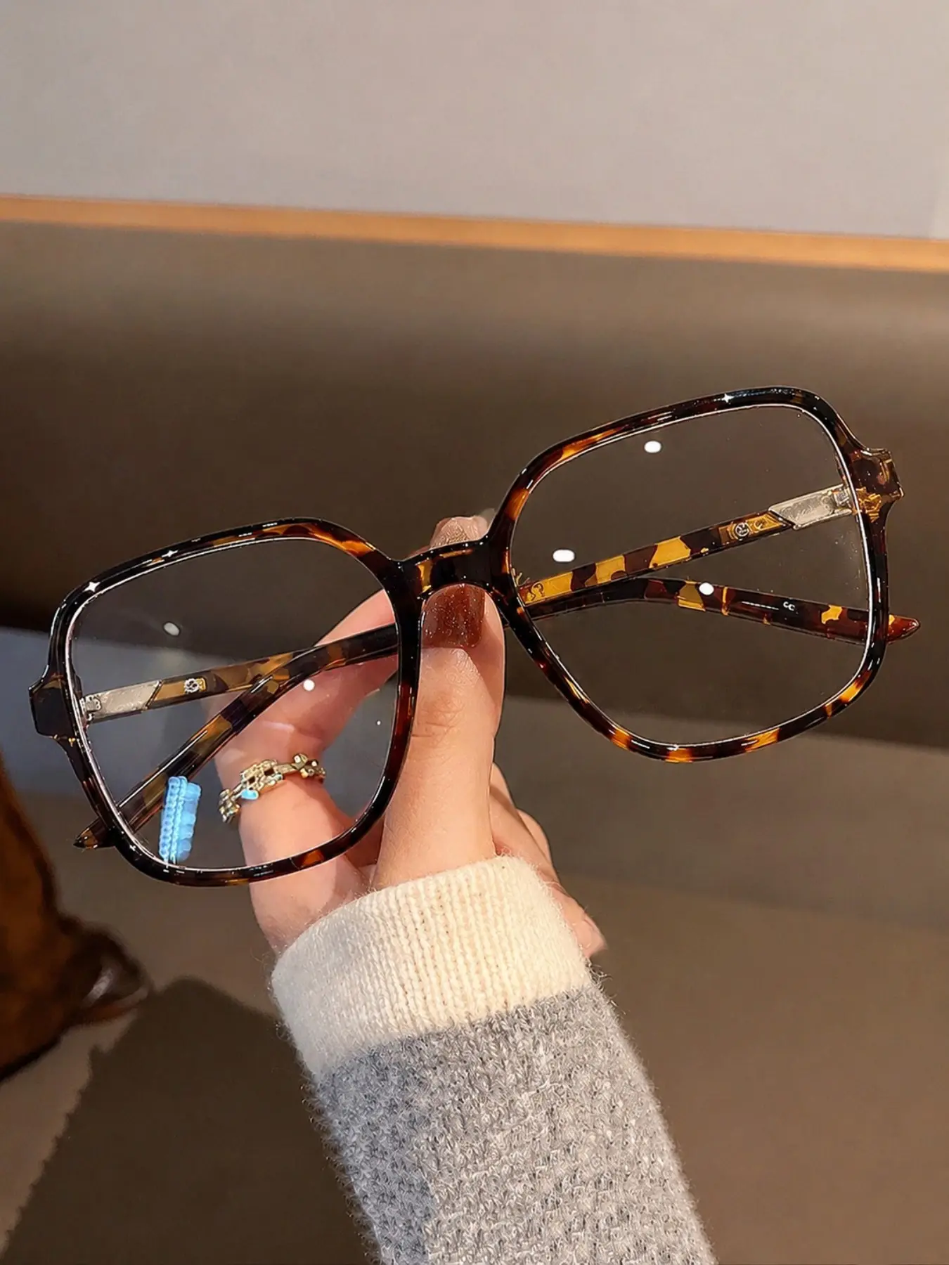 Women's Retro Fashion Oversized Anti-Blue Light Glasses with Metal Hinges, Casual Leopard Pattern Frame, Suitable for Daily Use in All Seasons
