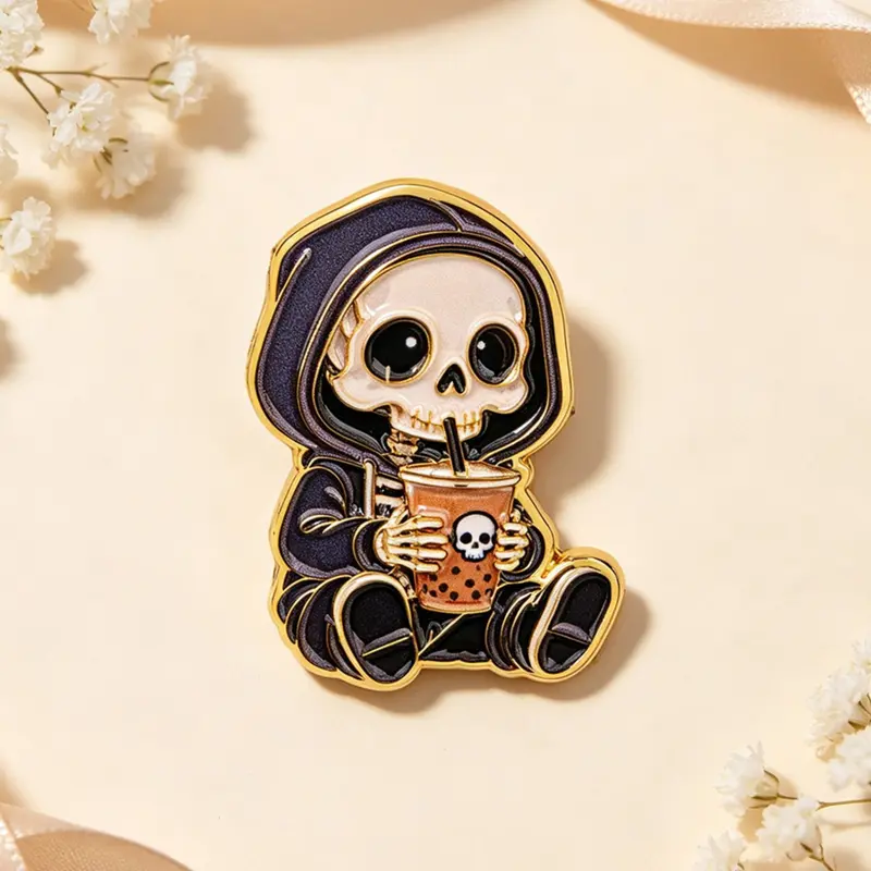 Skull Enamel Pin, Punk Zinc Alloy Unique Design Badge, Backpack Fashion Accessory, Halloween Gift, Cute Style, All Seasons, Brooch Pins