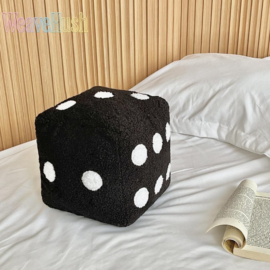 Creative Simple Dice Shaped Plush Pillow, Fun Simulation Dice Sofa Cushion & Futon Floor Mat, Soft Home Decor Throw Pillow for Living Room, Bedroom & Game Room, Multi-Functional Cute Stuffed Toy for Home Decoration & Seating