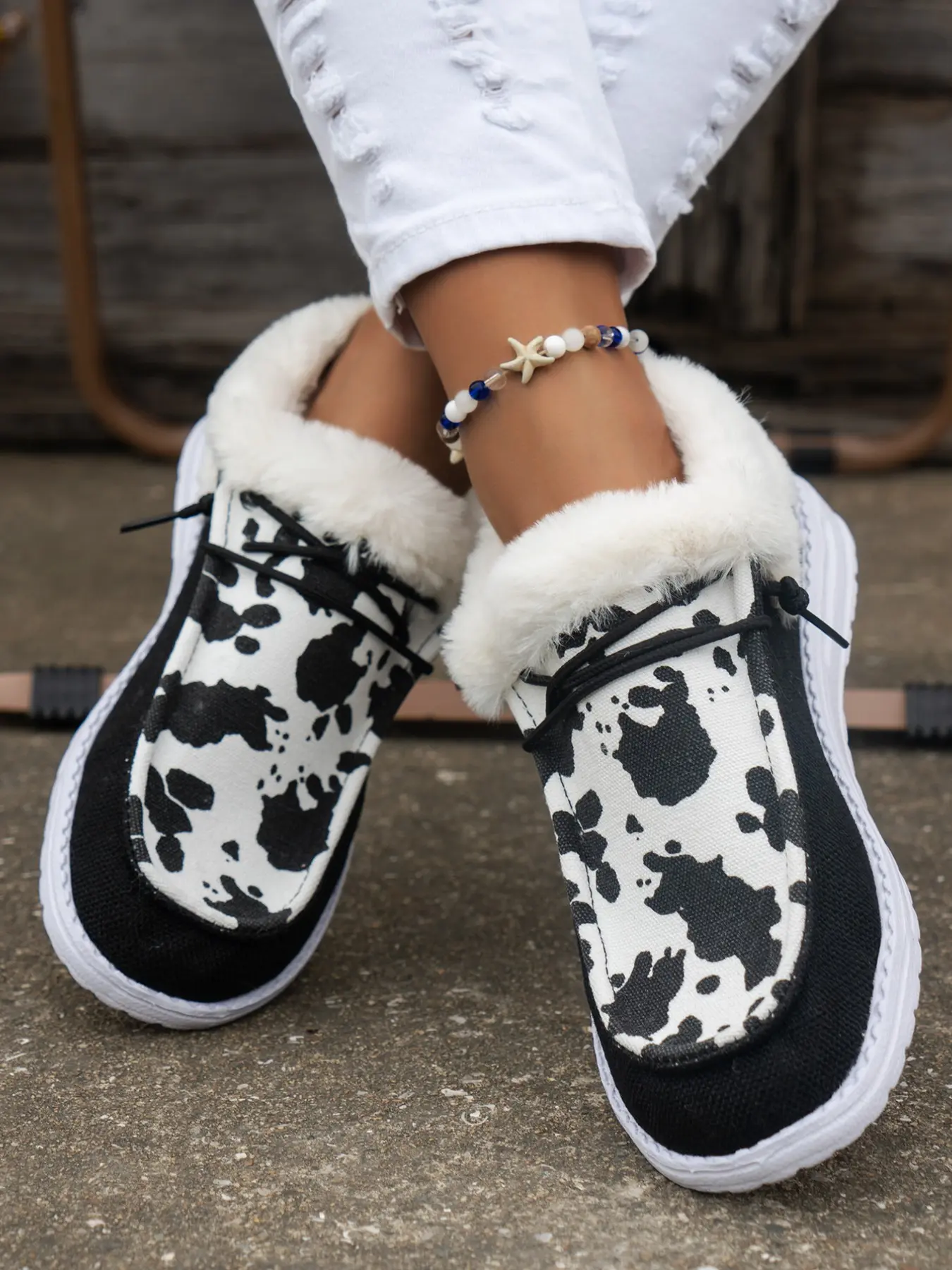 Women's Christmas Cow Print Halloween Pumpkin Skull Shoes, Low Top Casual Sneakers, Warm Lined, Comfortable Daily Wear