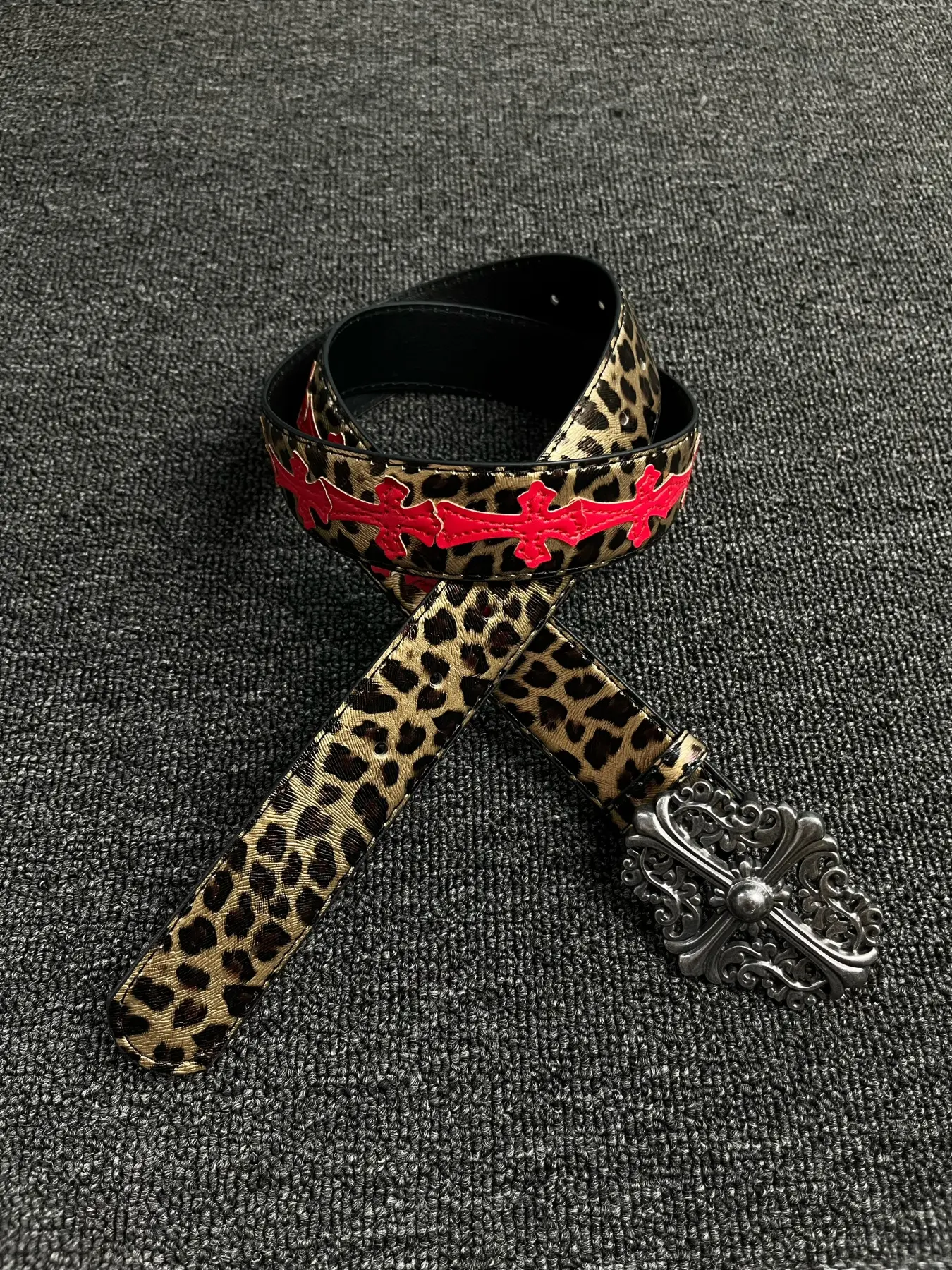 Regular leopard print label cross waistband, spicy girl versatile y2k shorts paired with fashionable punk trend