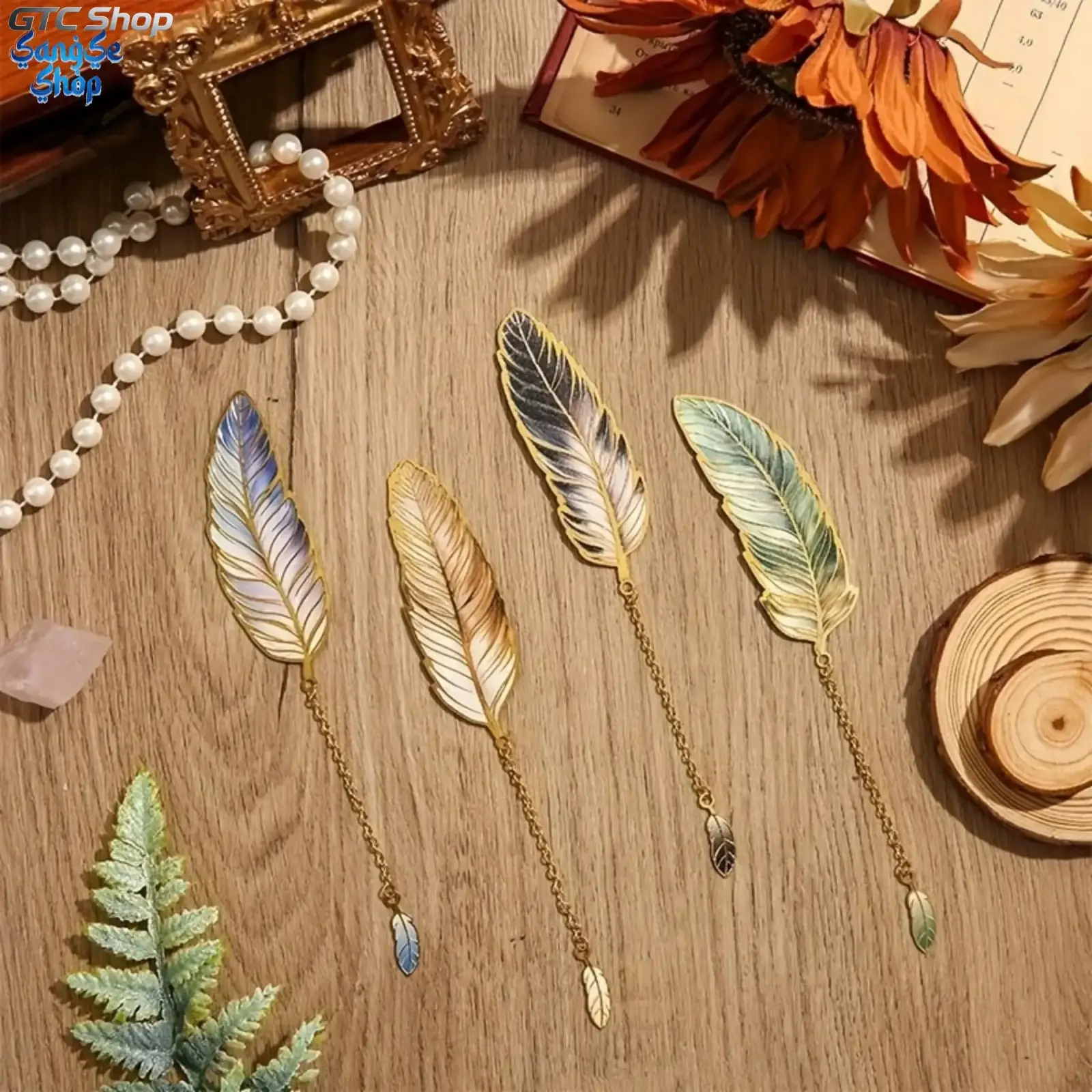 4PCS Vintage Metal Feather Bookmarks with Elegant Pendants, Classic Antique Style Page Markers Set, Decorative Reading Accessories for Book Lovers, Writers, Students, Ideal Gift for Birthday, Christmas, Party & Special Occasions