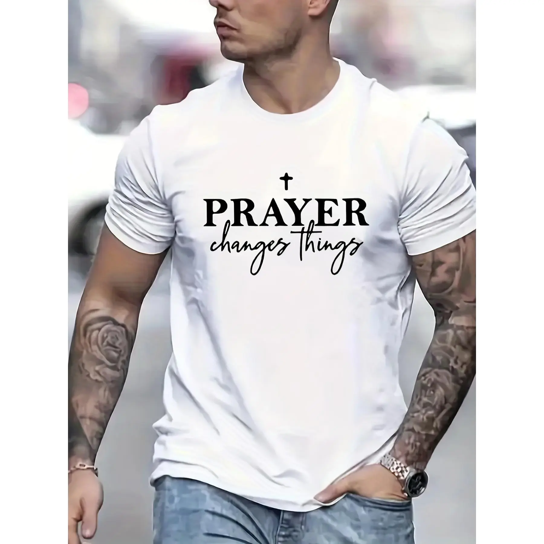 [Prayer T-Shirt] Round Neck Short Sleeve T-Shirt, Front with "PRAYER Changes Things" Text And Cross Pattern Print. The Text And Religious Elements Convey a Sense of Faith And Positivity