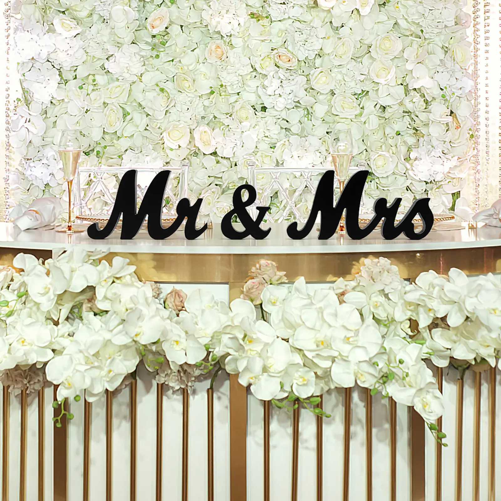 Garvee Rustic Wedding Sweetheart Table Centerpiece - Large Mr & Mrs Wooden Freestanding Sign, Artistic Writing Letters for Reception Decor, Cake Table Display, Photo Prop, Just Married Party Decor