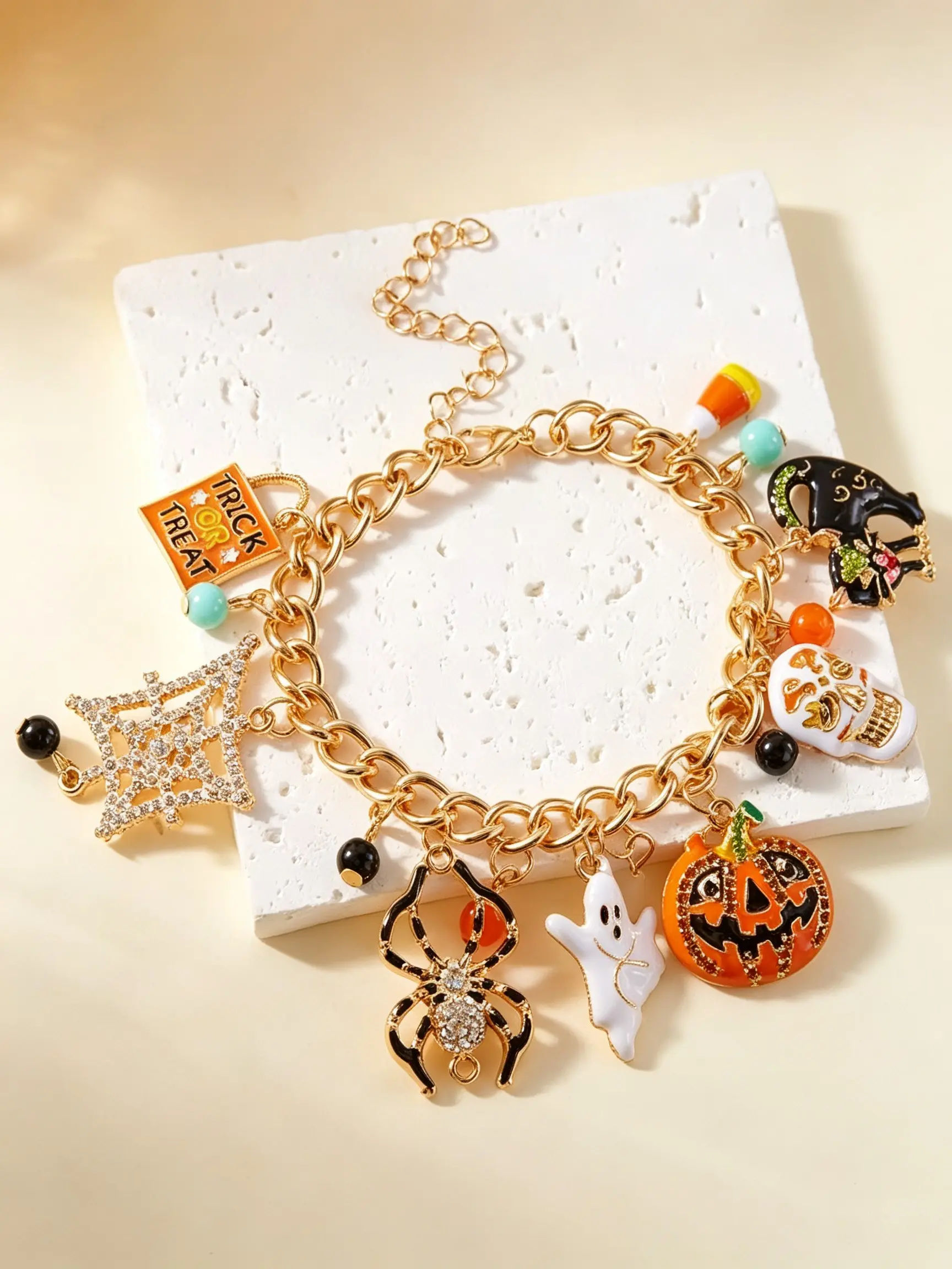 Halloween Bracelet with Ghost Pumpkin, Bat, Spider Charms, Chain, Gothic Women's Jewelry, Halloween Party Accessory, Fun Wrist Design, Fashion Bracelet