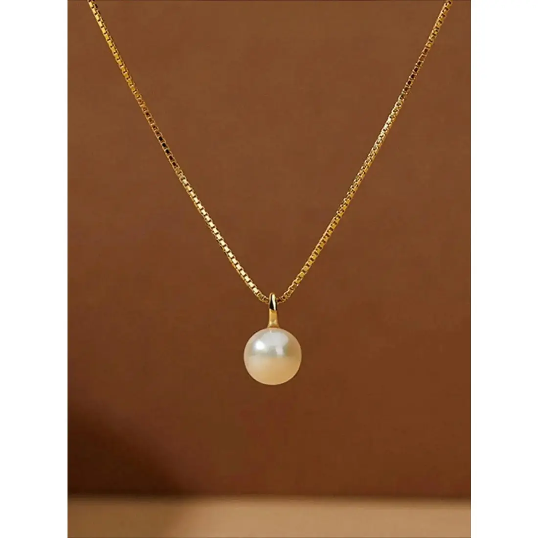Women’s Glossy Faux Pearl Clavicle Chain - Casual Female Elegant Minimalist Layered Pendant Necklace, Lightweight 2026 Trendy Jewelry, Perfect Gift for Her Daily Wear, Party Styling, Birthday, Adults