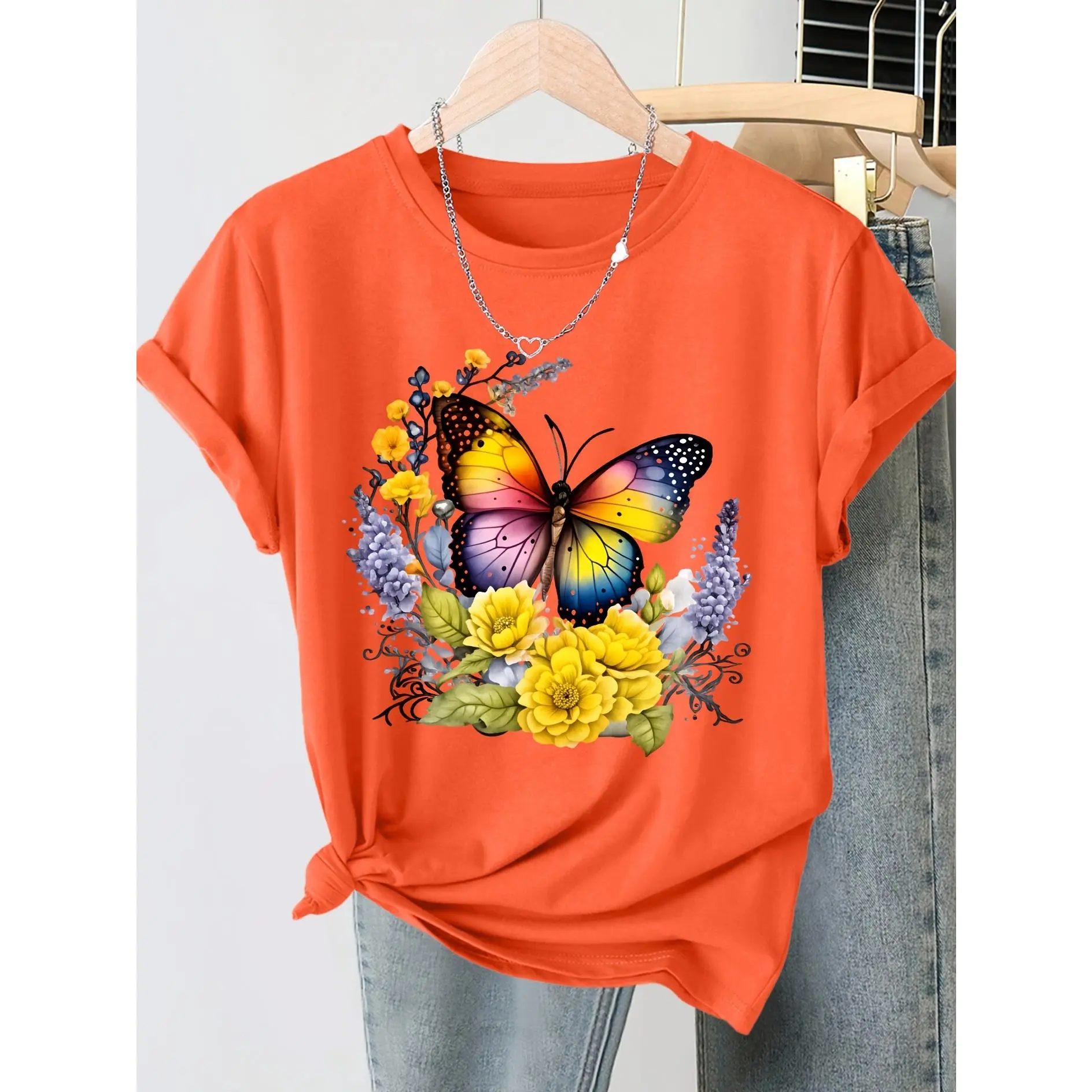 Vintage Round Neck Short Sleeve T-Shirt with Colorful Butterfly and Floral Cluster Print, Fresh Forest-Style Loose Fit Top, Elegant and Dynamic Fashion for Spring/Summer 2026, Versatile Commuter Women's Wear, Available in Sizes S-XXL