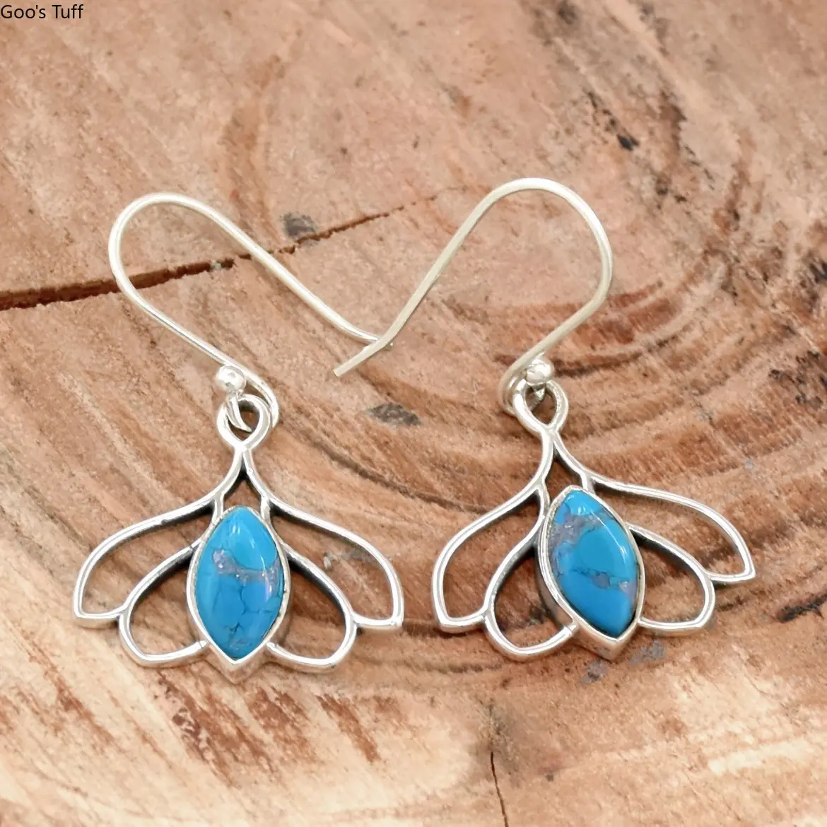 Creative minimalist lotus‑flower drop earring with blue‑toned imitation‑turquoise detail fashion jewelry accessory for women daily casual date party outfits