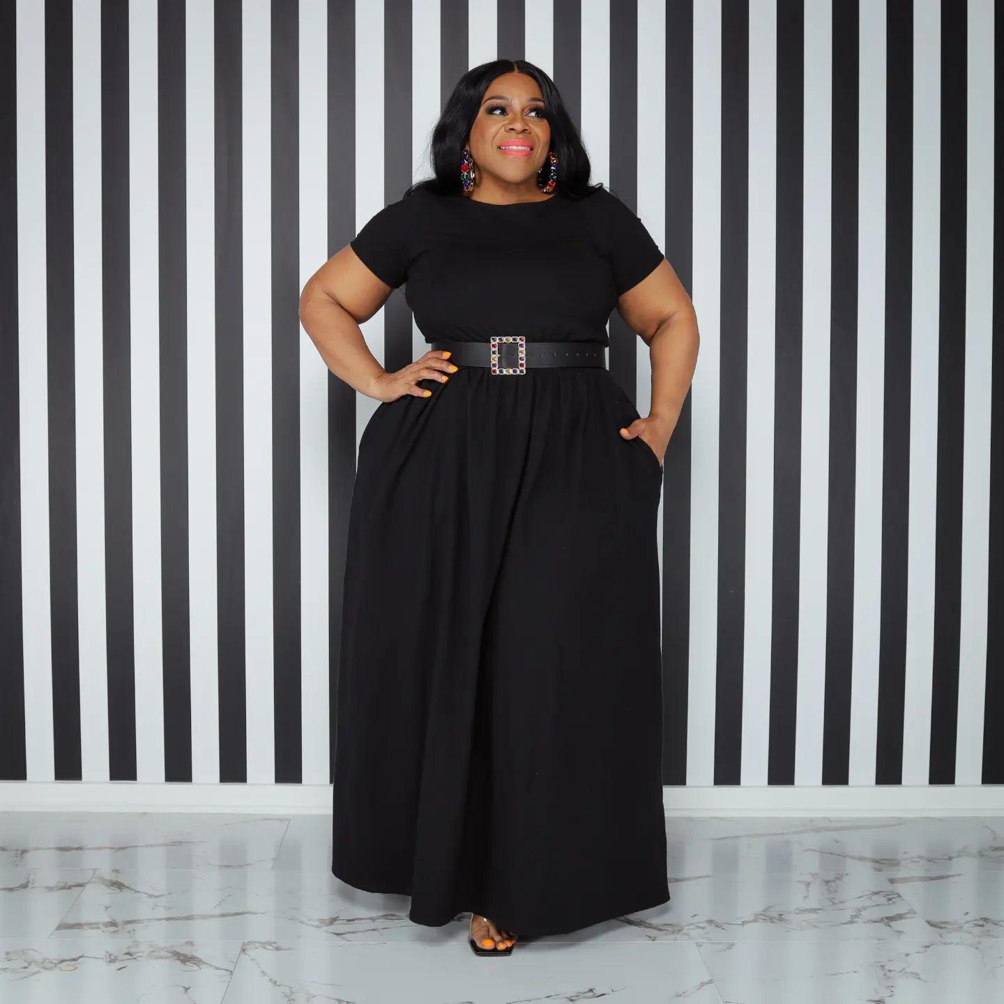 GGFL Women Solid Color High Waist Flared Short Sleeve Plus Size Midi Dress.Plus Size Solid Color High Waist Flowy Short Sleeve Midi Dress.Solid High Waist Flared Short Sleeve Plus Size Dress