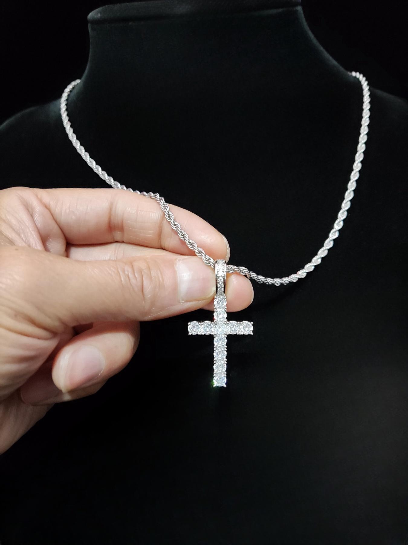 Artificial Zircon Cross Pendant Twist Chain Necklace Zirconia Cross Pendant, Punk Style Cross Chain Design Jewelry for Party, Daily Decor, Trendy All-match & Exquisite Jewelry for Birthday Gift, Glitter Cross Pendant