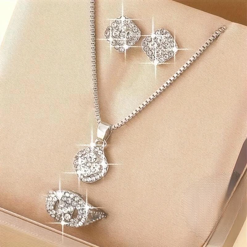 Elegant Pendant Necklace, Earrings and Ring Set, Unisex Style