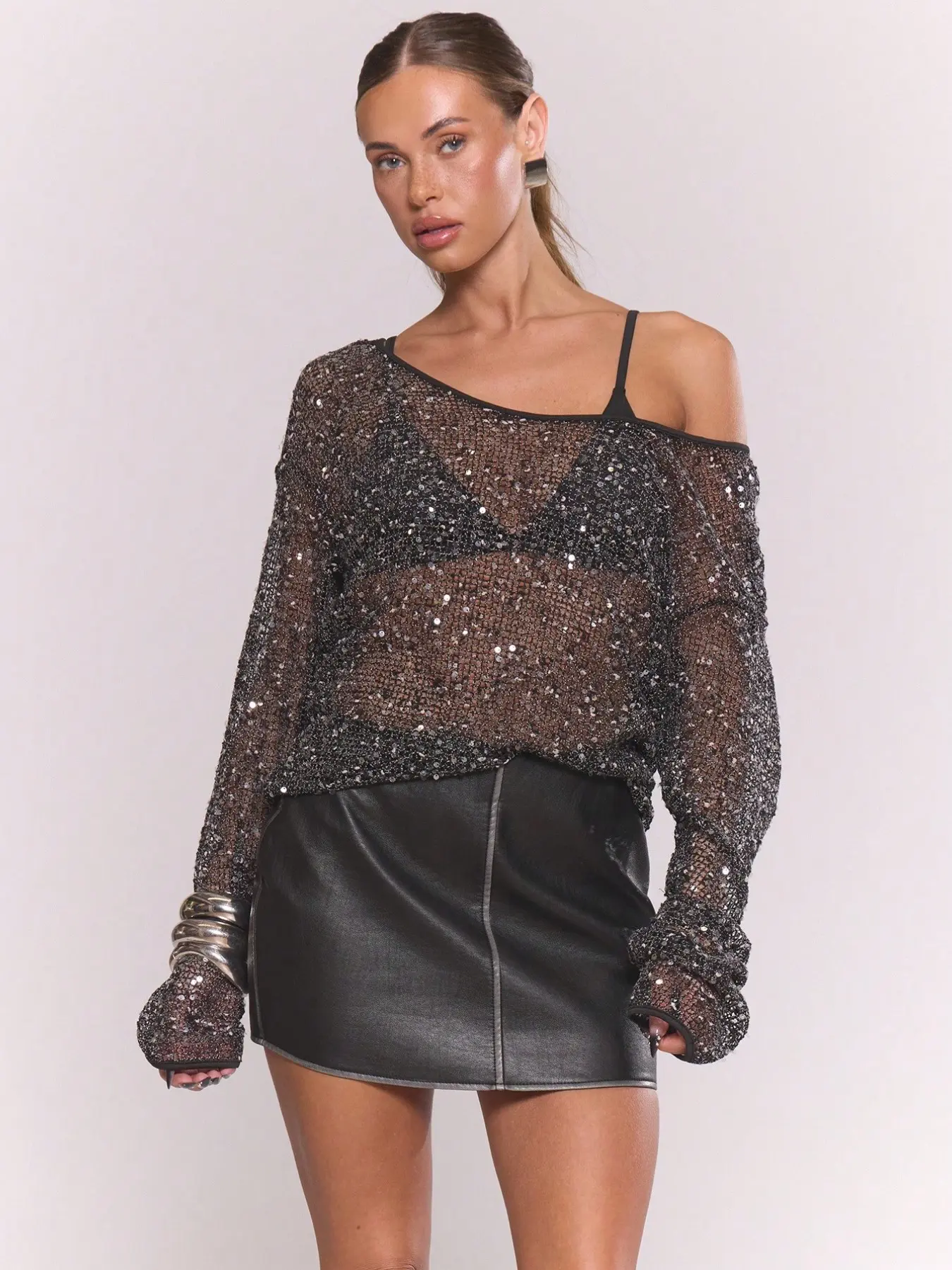 Women's Chic All-Over Sparkle Hollow Out Long Sleeve Top, Versatile Low-Neckline Loose Glitter Cover-Up #TikTokMadeMeBuyIt #SummerTop#StreetStyle