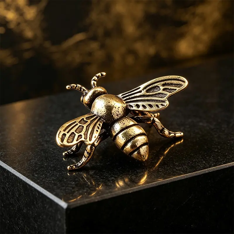 Metal Honeybee Home Decor, Brass Bee Garden Ornament, Living Room Corridor Decoration, Handicraft Sculpture, Unique Art Piece