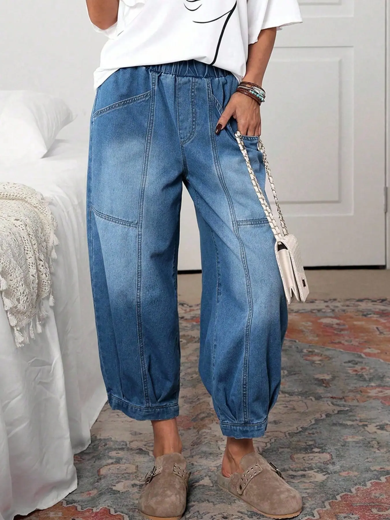 1Pcs Elastic Waist Baggy Balloon Leg Jeans for Women, Washed Denim Cuffed Hem, Comfortable Loose, Casual Vintage Style
