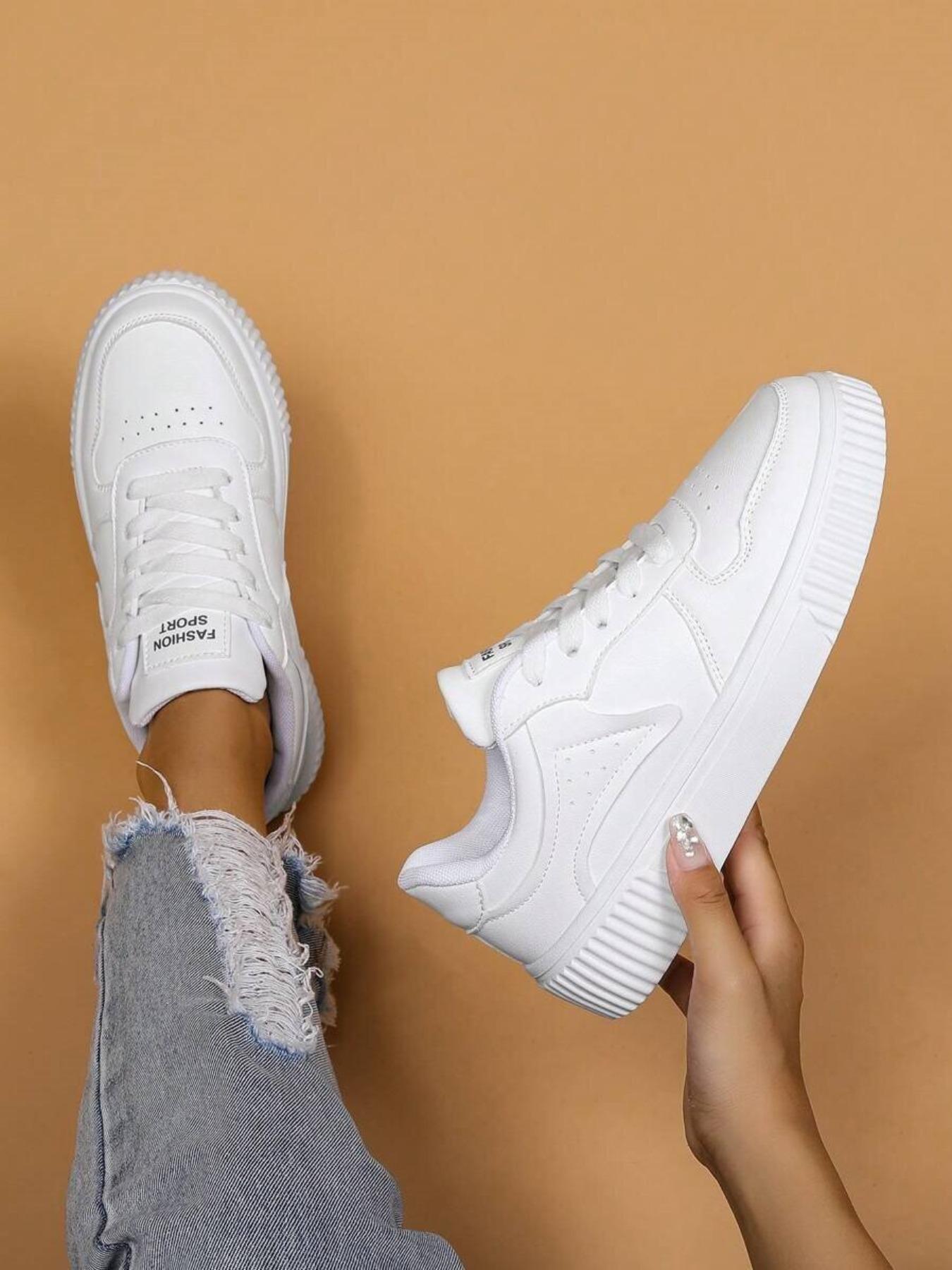 Women's Fashionable Lace Up Low Top Sneakers, Casual Comfortable Breathable Sports Shoes, Female All-match Round Toe Shoes for Daily Wear