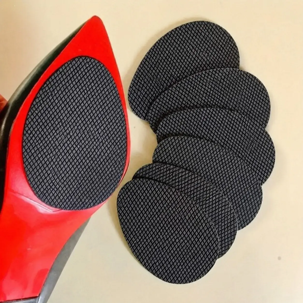 Anti-slip Thick Rubber Sole Protector, 10pcs/set Silent High Heel Repair Pad, Walking Shoe Sole Protector, Non Slip Protector, Anti Skid, Sports & Outdoor Accessories, Footwear