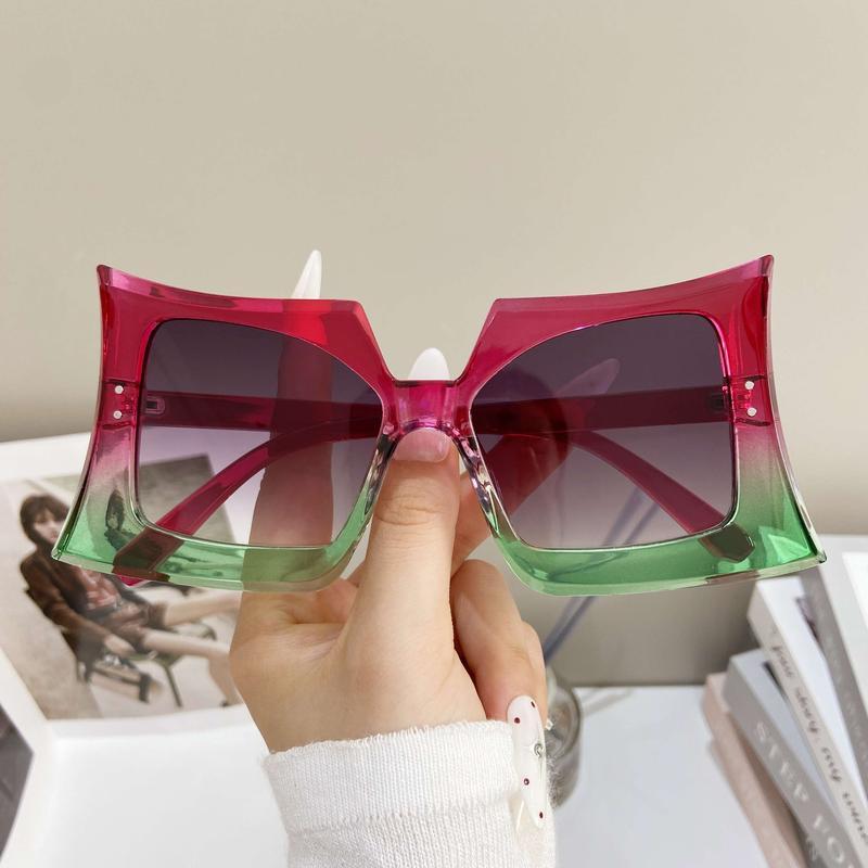 Oversized Gradient  for Women And Men – Green To Clear Frame, Anti-Reflective Lenses, Lightweight Metal Hinge, Stylish Eyewear for Parties, Photography, And Street Style Vintage Tortoiseshell  outdoor glass uv400 lens blinged sunglasses fall ses