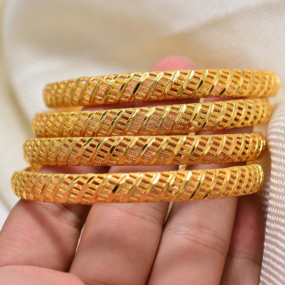 4pcs Baby Dubai Bracelet Gold Color small Bangles For Baby Chind Arab Bracelets Middle Eastern African Fashion Metal Bangles 4pcs Baby Dubai Bracelet Gold Color small Bangles For Baby Chind Arab Bracelets Middle Eastern African Fashion Metal Bangles