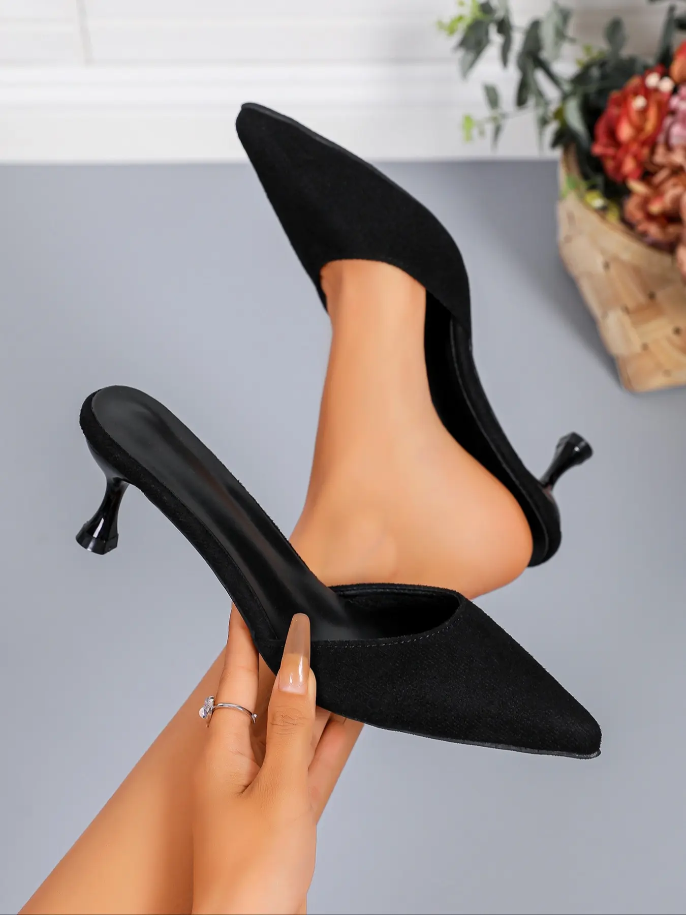 Women's Suede Pointed Toe Kitten Heel Pu Leather Mules, Elegant Party Shoes, Minimalist & Sleek Design #KittenHeels #Mules #SuedeFabric #WomensFootwear