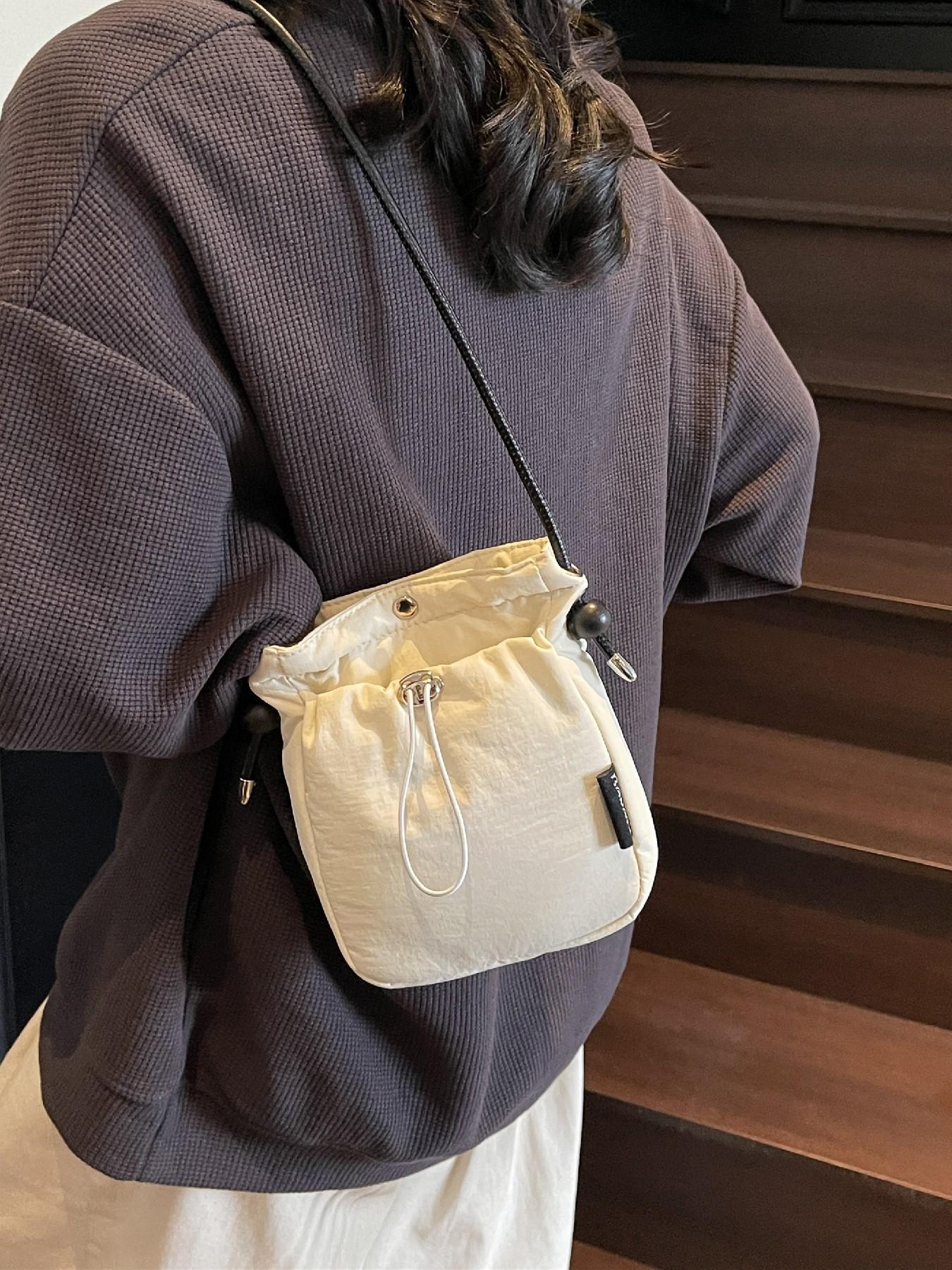 Lightweight Casual Nylon Phone Bag, Mini Backpack for Outdoors, Plain Design, All-Season Fashion Accessory, Versatile and Stylish