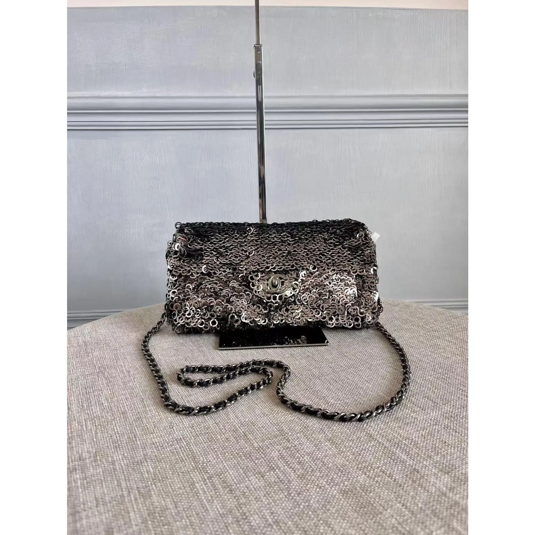 Pre-owned CHANEL Authentic Classic Flap Black Silver Gradient Ombre Sequins Crossbody Shoulder Bag Ruthenium CC Chain Hardware
