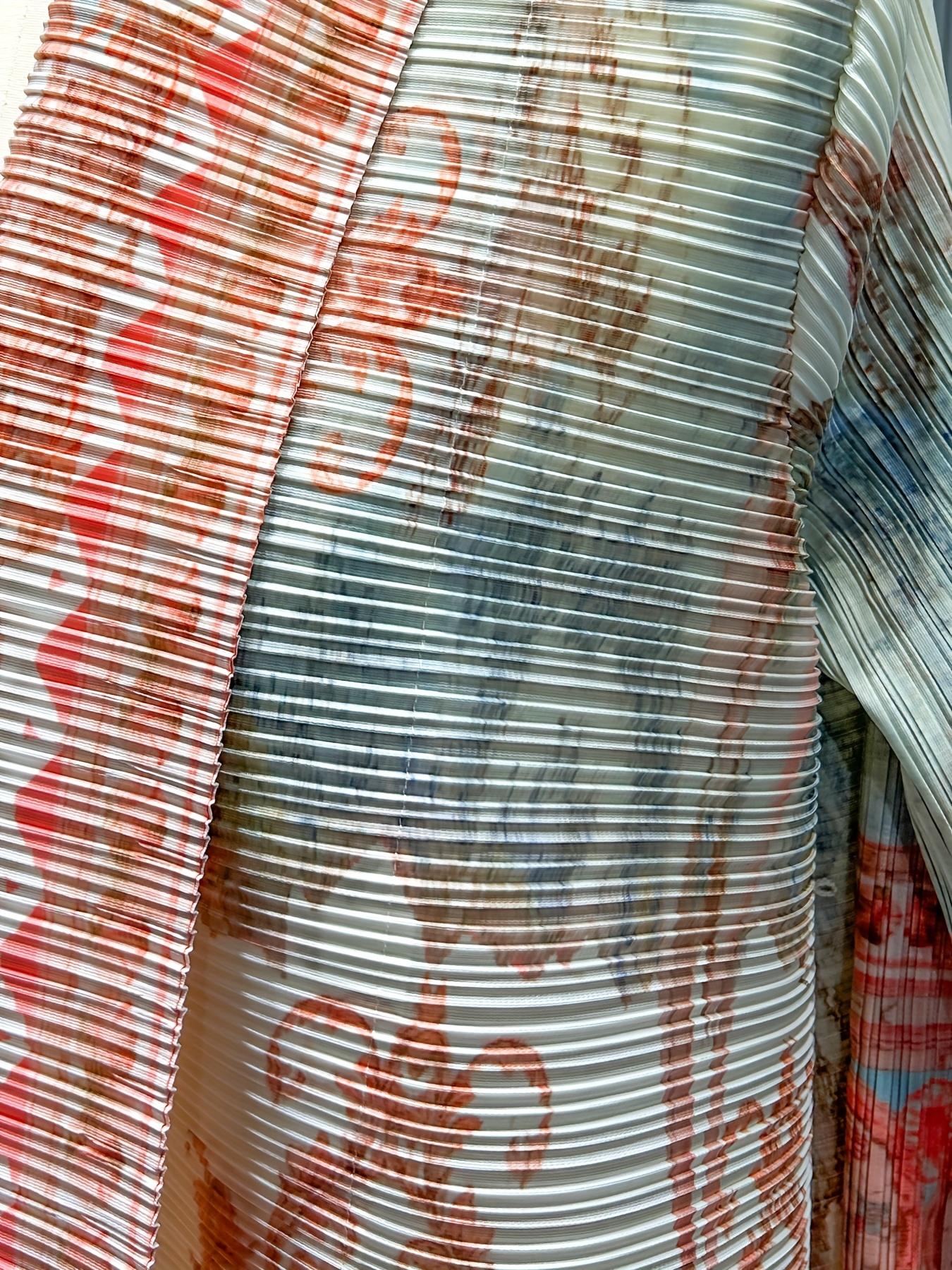 [Pastel Plisse Abaya] Dubai Style Pastel Vintage Print Plisse Abaya - Soft Peach & Blue Landscape Pattern Cardigan - Modest Muslim Fashion for Ramadan Eid - Elegant Long Sleeve Maxi Robe - Light Summer Outwear