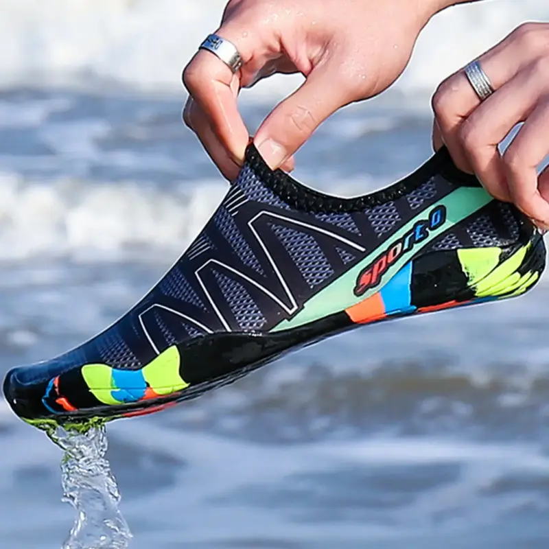 Unisex Colorblock Water Shoes, Quick Drying Barefoot Sports Shoes, Comfortable Lightweight Breathable Design Water Shoes for Water Activities and Hiking, Sporty Water Sports Footwear, Outdoor Pool Shoes, Lightweight Swim Shoes #GLOBAL PICKS