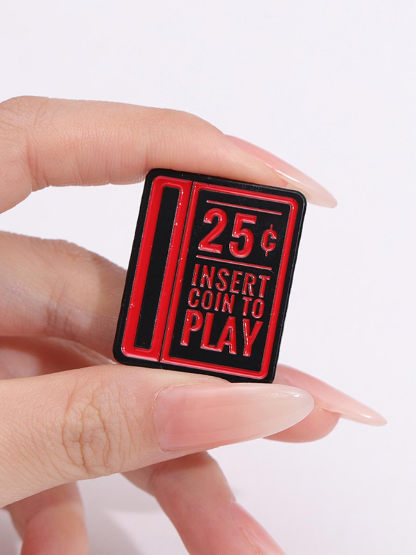 Insert Coin Design Brooch, Enamel Pin Suitable for Backpacks, Jeans, Scarves, Hats Decoration, Trendy All-match & Exquisite Brooch for Birthday Gift, Hat Pins