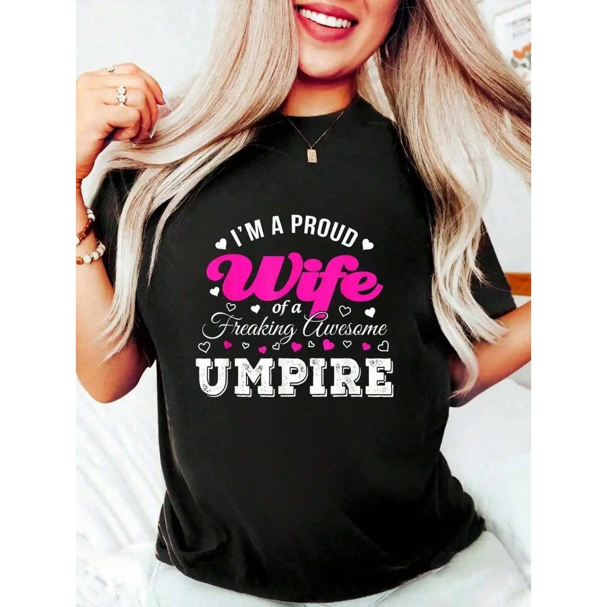 100% Cotton Funny Umpire's Wife T-Shirt Anniversary Gift T-Shirt Women's Men's Oversized Comfort Soft Crew Neck Tee Tops