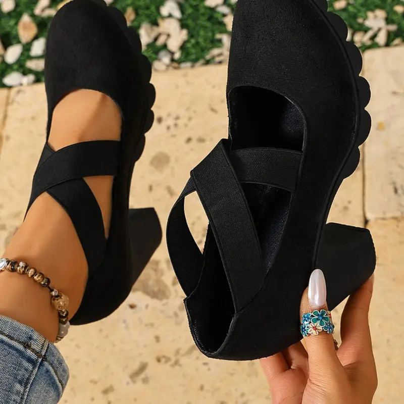 Women's Cross Strap Mary Jane Style Shoes, Round Toe Chunky Block Heel Pumps, Strap Heels, Elegant Footwear for Daily Wear, Comfortable & Stylish Design