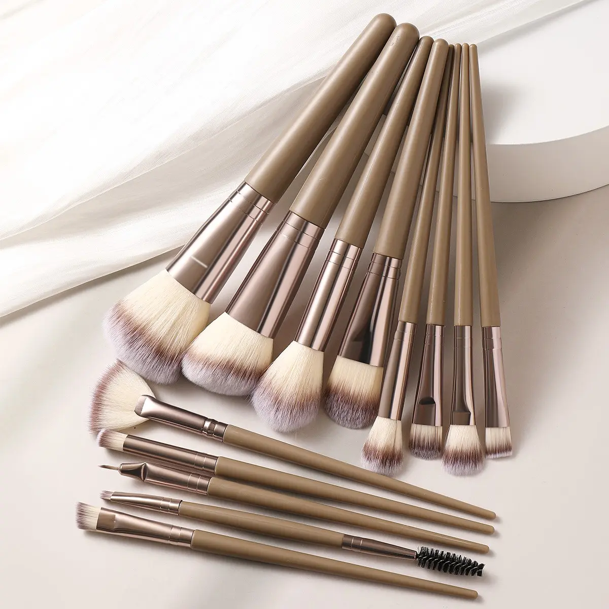 7/8/9/10/11/12/13 Piece Coffee Rod Makeup Brush Set, Gradient Soft Synthetic Bristles, Face Eye Makeup Brushes, Ideal for Beginners
