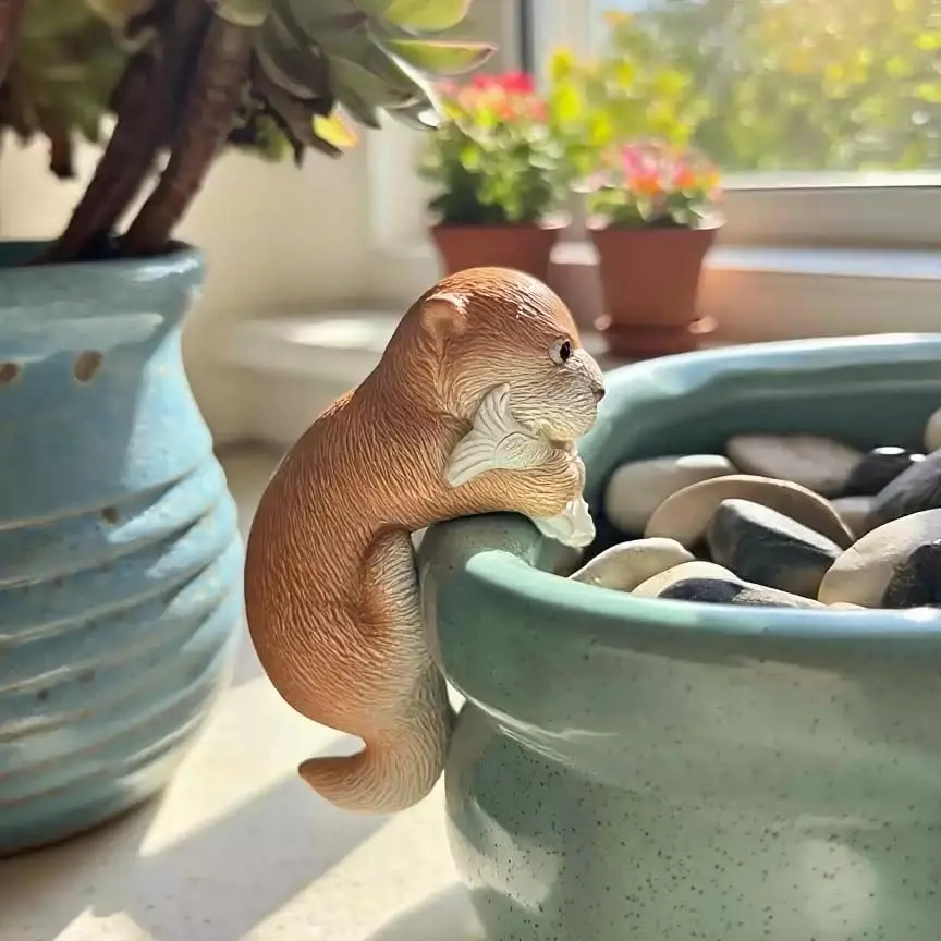 Otter  Pot Hugger Figurine, Funny Otter Planter Decor for Flower Pots, Cute  Garden Decor for Indoor Outdoor Patio Yard Lawn, Otter Garden Statue  Lover