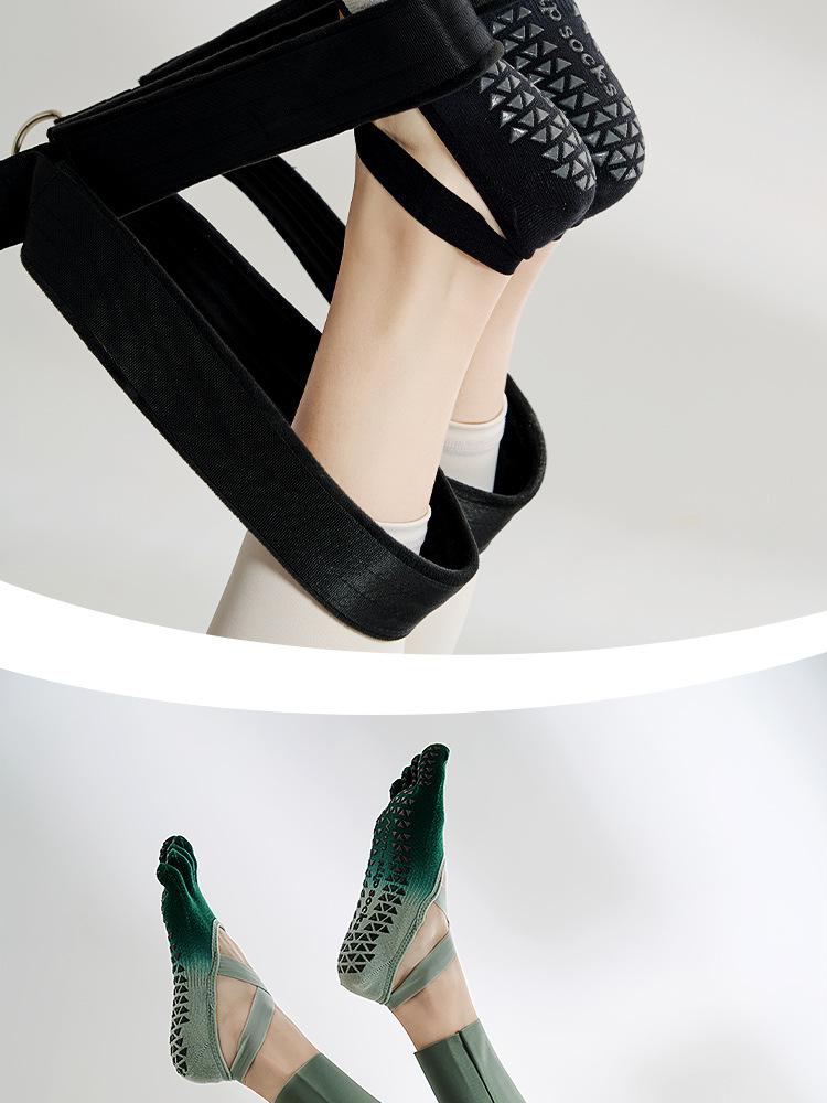 New gradient strap yoga socks, non-slip professional women's five-toe socks, Pilates socks for spring and summer, suitable for sports.