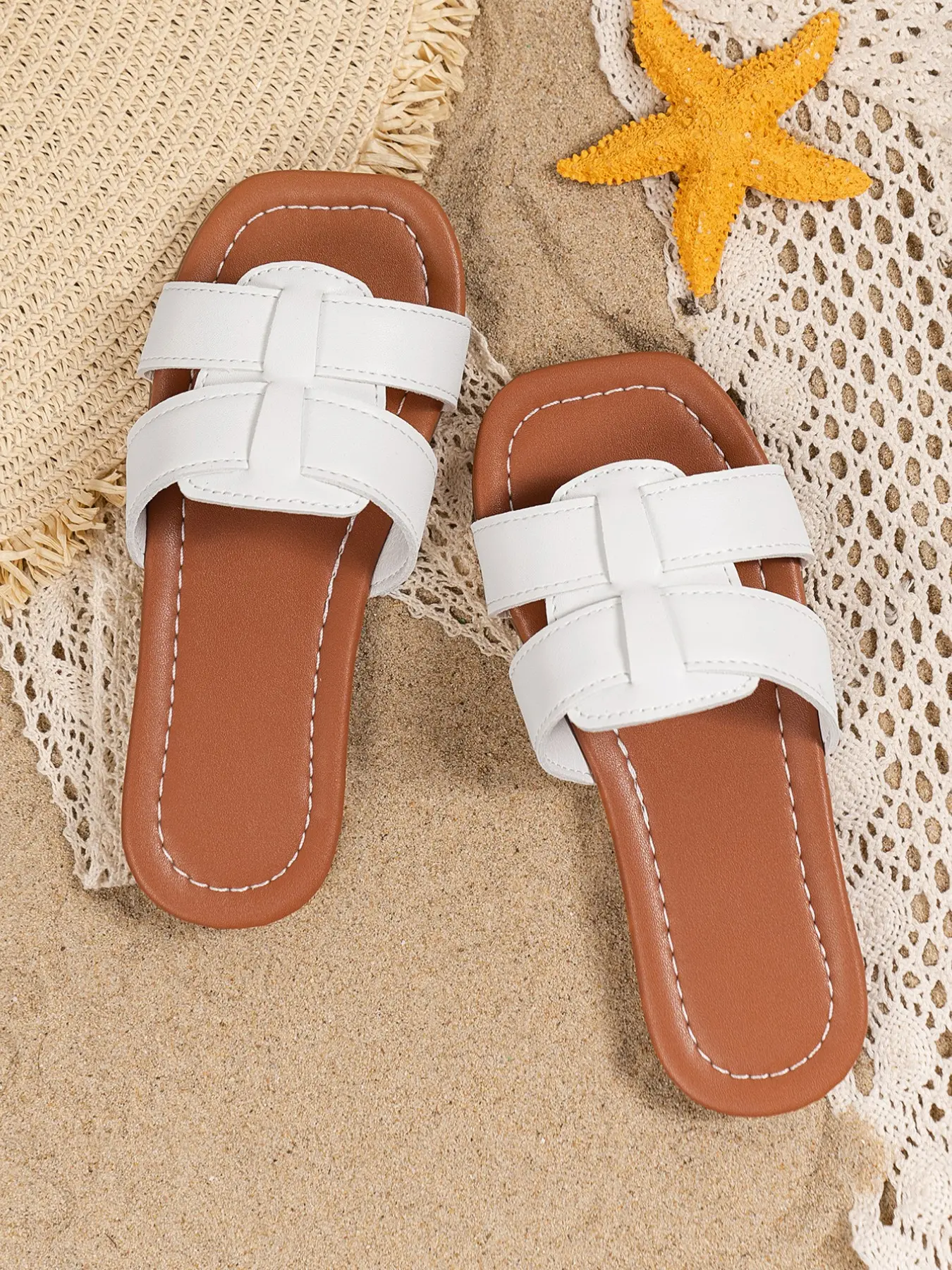 Girls' Cross-Strap Flat Sandals, Comfortable Non-Slip Soft Sole, Perfect for Beach Vacations, Home Wear, Jeans, Dresses