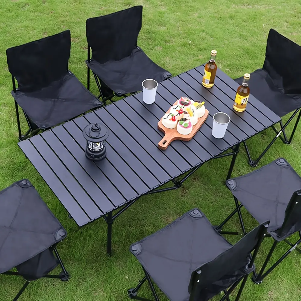 Lightweight Folding Camping Table, Portable, Easy to Assemble And Store, with A Rollable Tabletop And Handbag, Perfect for Outdoor Dining, Barbecue, Beach And Backyard Parties, Not Recommended for Those Over 120 Pounds. Suitable for Users Under 5ft