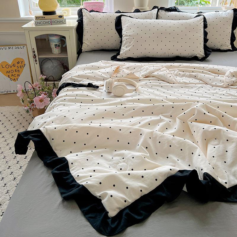 Lightweight Summer Quilt, French Style Dot Design, Soft Breathable Comforter, Ideal for Bedroom & Guest Room