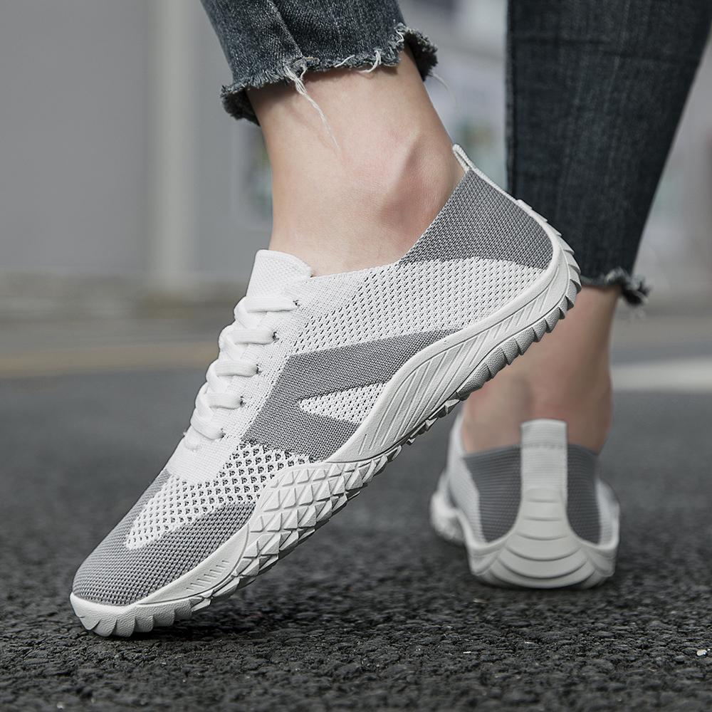 Barefoot Shoes Women Non-Slip Sole Minimalist House Sneakers Zero Drop Walking Tennis Lightweight Breathable Daily Wear Arch Support Shoes