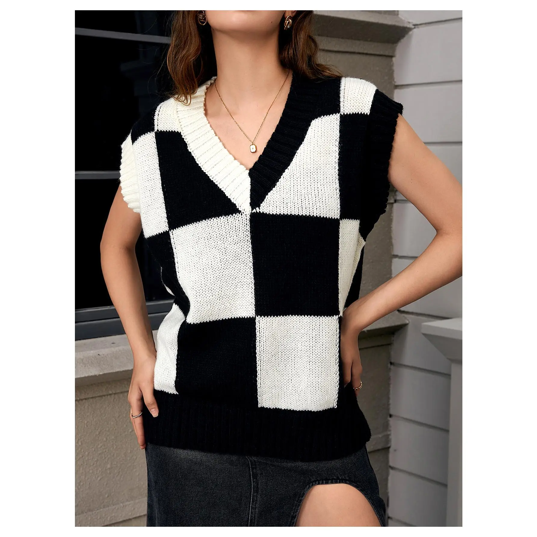Women's Plaid Sleeveless Sweater Vest, Preppy Clothes, Brunch Outfits