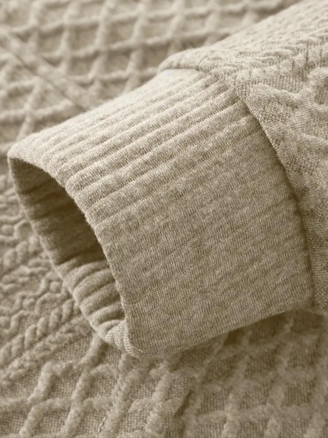 Two-piece men's solid color hooded sweatshirt and drawstring pants set, jacquard texture casual long-sleeved top with long pants autumn and winter men's clothing set, sportswear jumpsuit, Fall outfit, Sweatsuit Sets