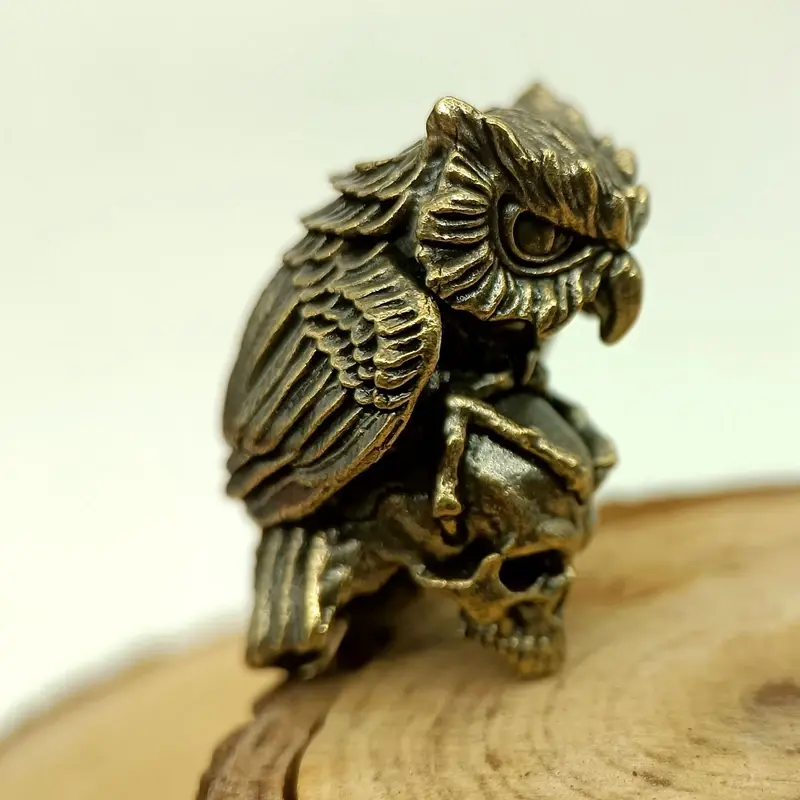 Vintage Edgy Brass Animal Owl-Shaped Charm & Pendant - EDC Bead for DIY Paracord Bracelets, Outdoor Survival Tool Lanyard Accessory, Owl Shaped Charms & Pendants