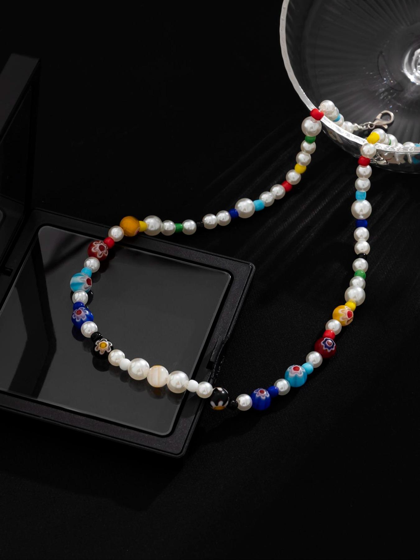Colorful Glass Flower Beaded Necklace for Men, Versatile Imitation Pearl Choker, Fashionable Preppy Style Accessory with Random Bead Colors
