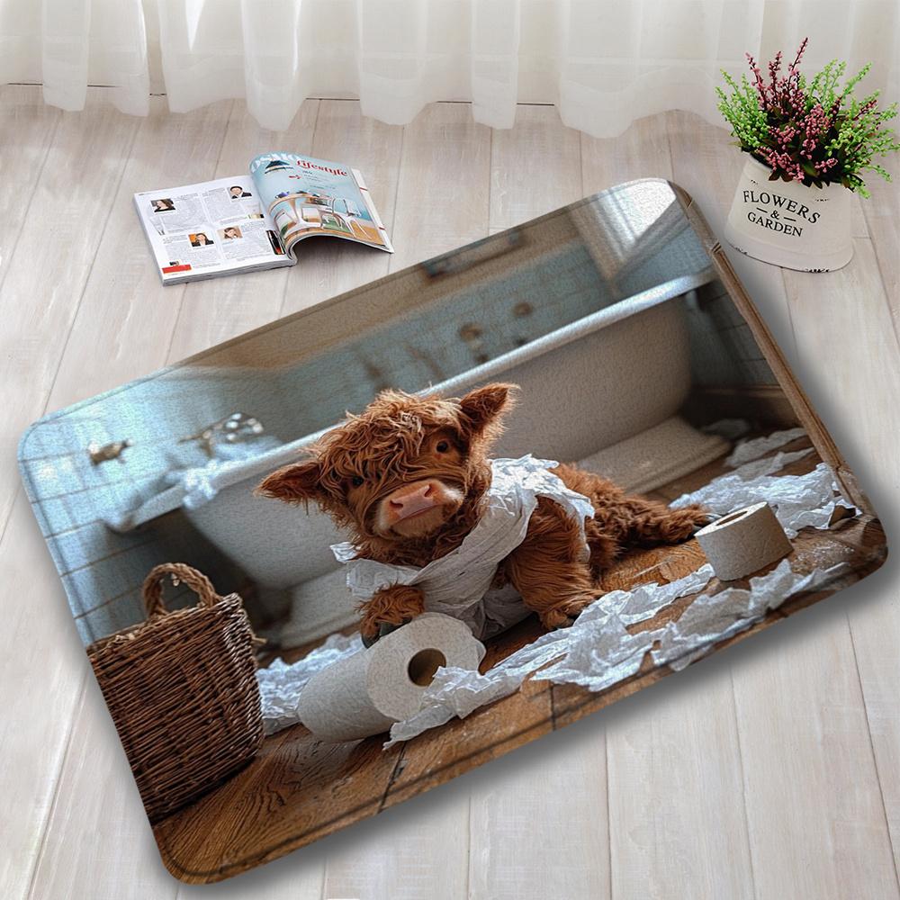 1pc Adorable Highland Cow Bath Mat Cute Calf with Toilet Paper in Cozy Bathroom Setting Plush Flannel Bath Rug for Home Decor Perfect for Various Rooms Home Decor Accent, Room Decor Accessory, Animal Themed Mat, Highland Cow Decor