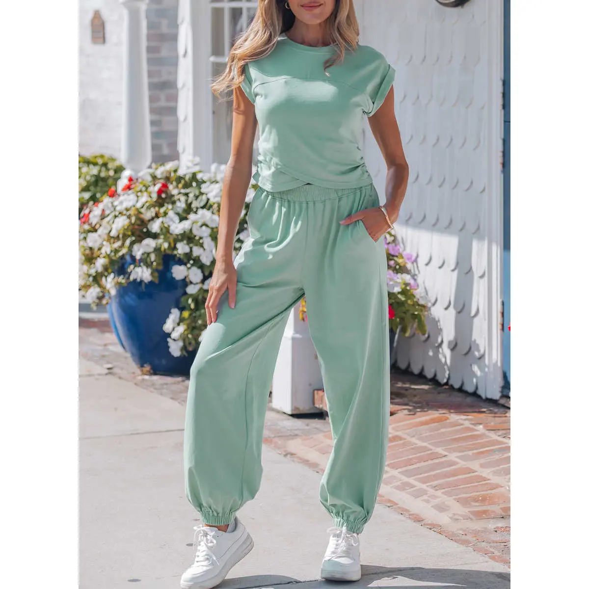 Women's 2-Piece Solid Color Cropped Short-Sleeve Tank Top & Jogger Pants Set - Summer Casual Comfortable Outfits, Soft Clothes, Pants for Women, Women's Casual 2 Piece Sets
